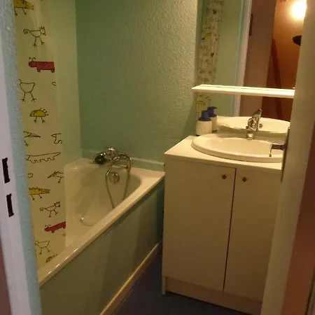 Larnica Apartment